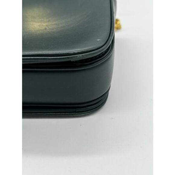 Celine Shiny Calfskin Medium C Bag Hunter Green 2018 collection! Gorgeous! - Picture 11 of 16